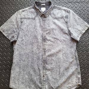 Guess Stonewashed Short Sleeve Dress Shirt